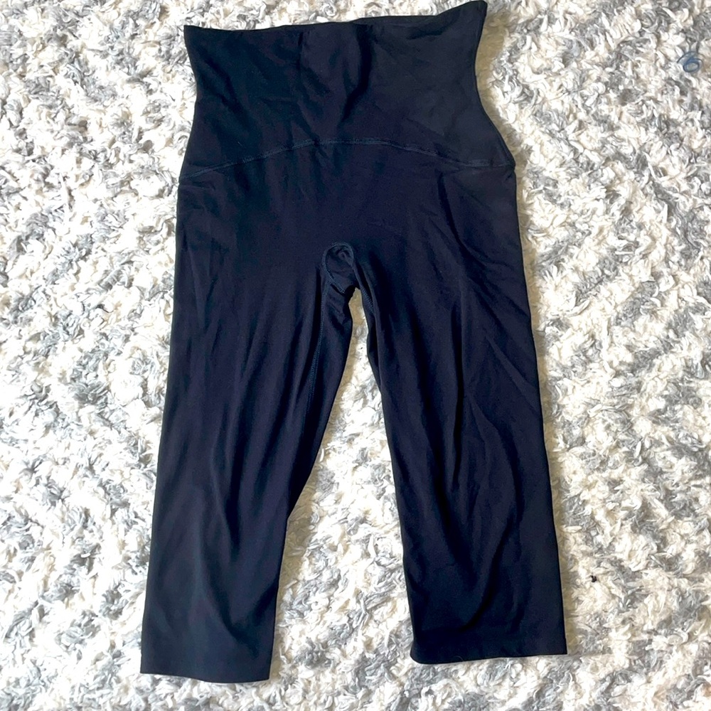 Spanx above the knee leggings